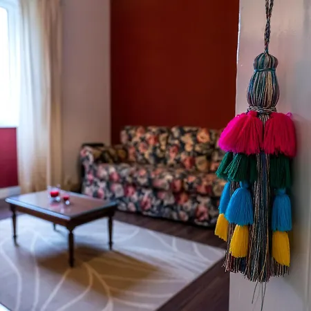 Casa *